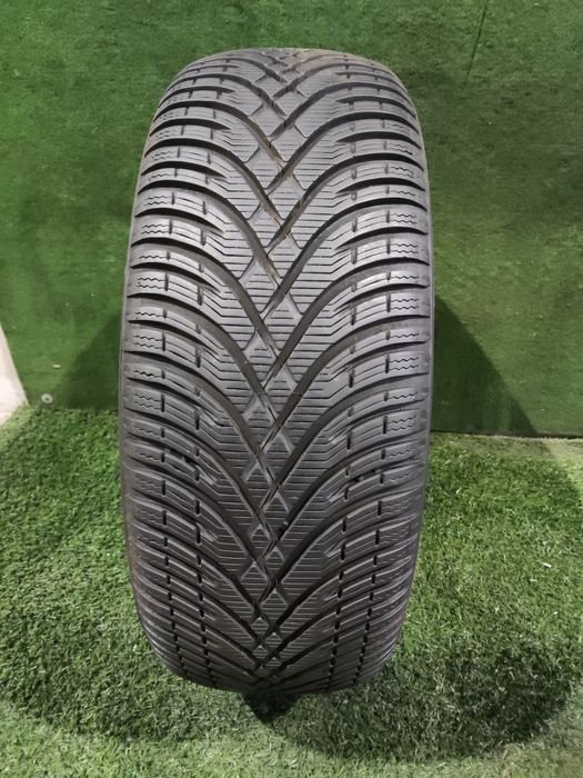 1бр. зимна гума 215/55/17 Kleber Krisalp HP3 
dot3119
8.3mm
Перфектно