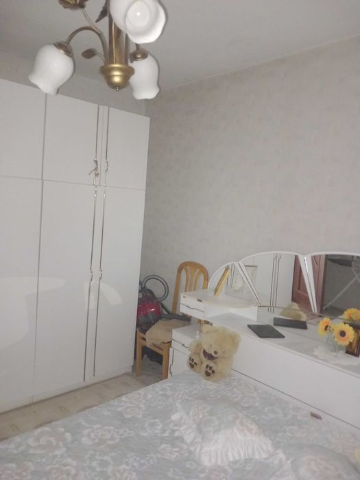 Тристаен   апартамент в Перник Изток