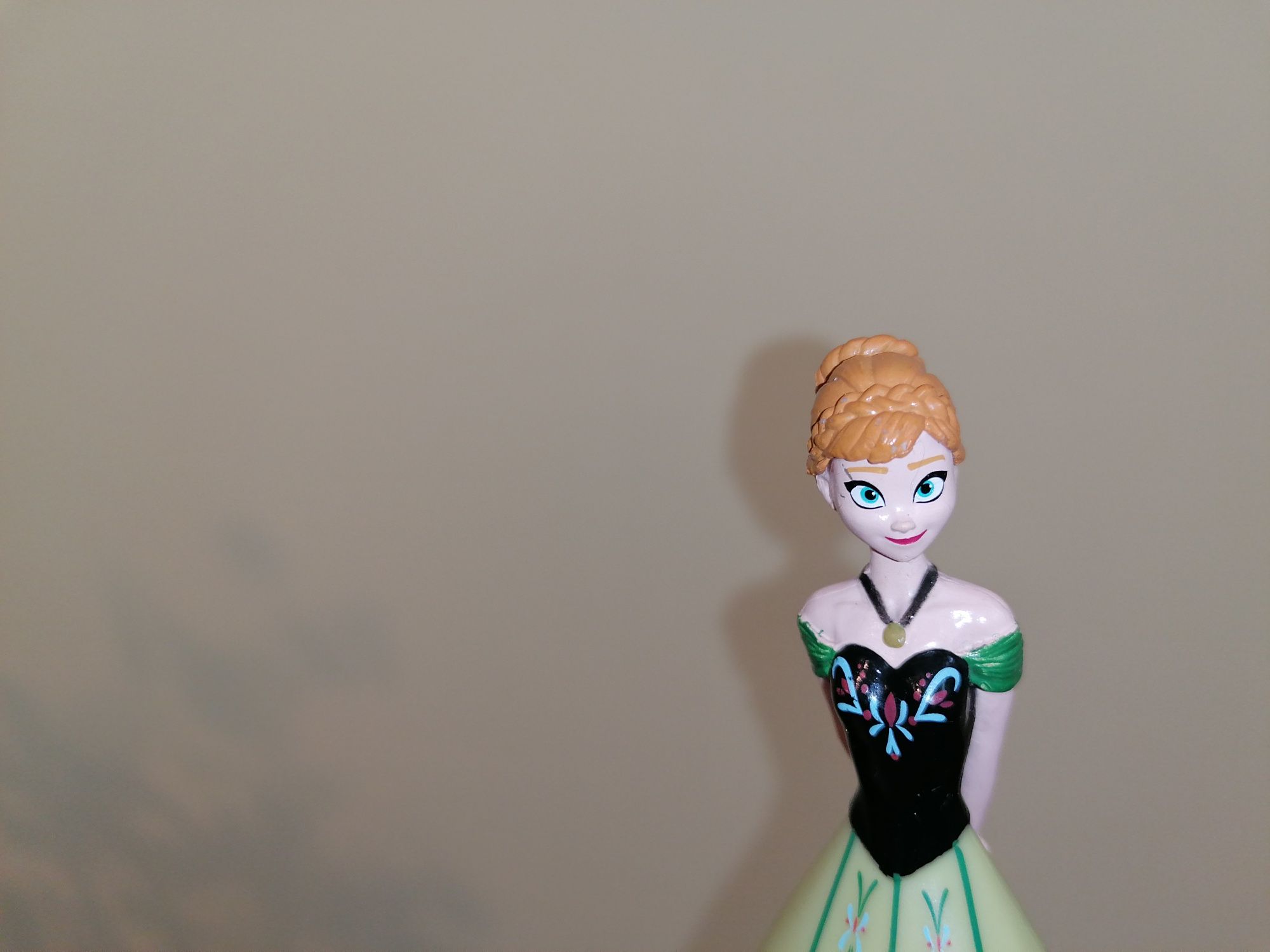 Figurine disney frozen, elsa