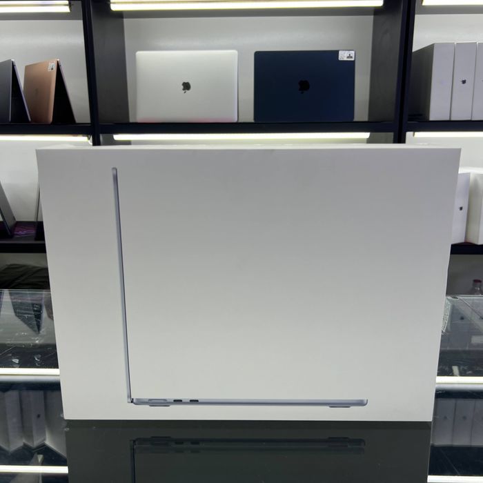 Macbook Air M4 Skyblue