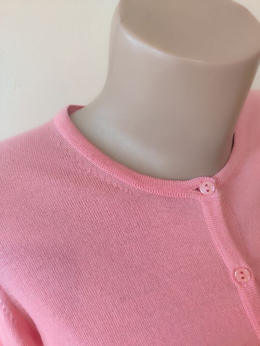 Луксозна дамска жилетка ITALY Brand 100%Extra Fine Merino Wool