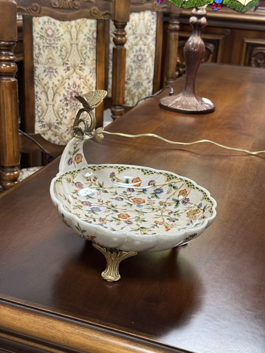 Fructiera din portelan craquelle si elemente bronz