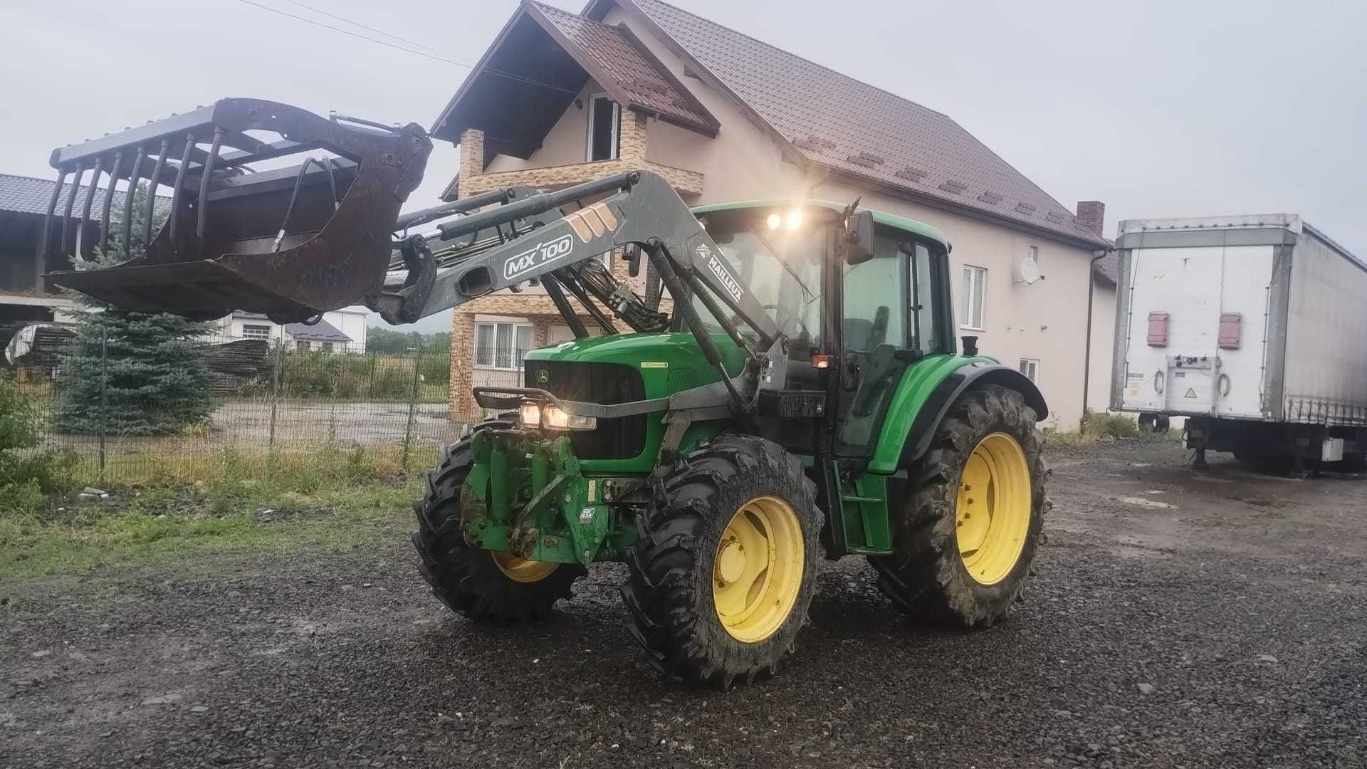 Tractor John Deere 6420 cu încărcător