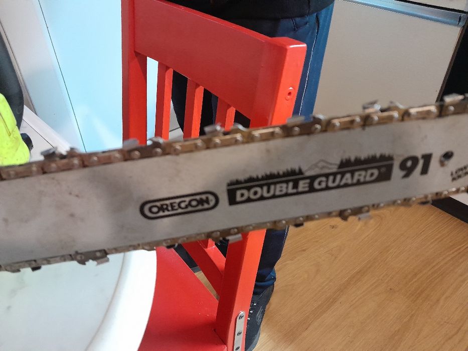 Motoferastrau poulan 38 cm