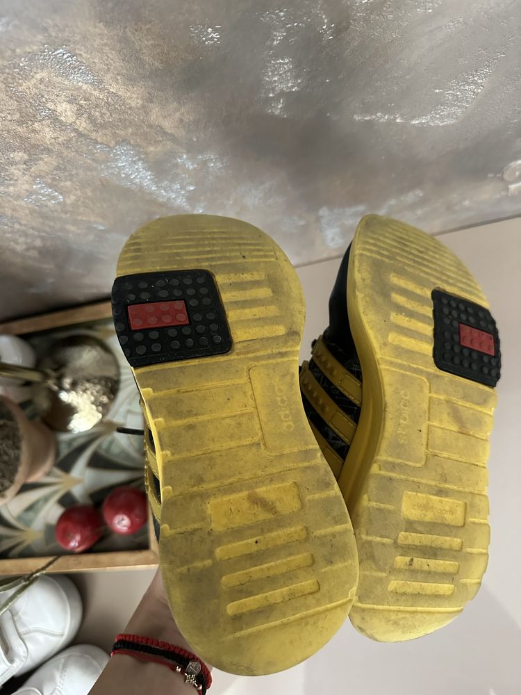 Детски сникърси Adidas Lego