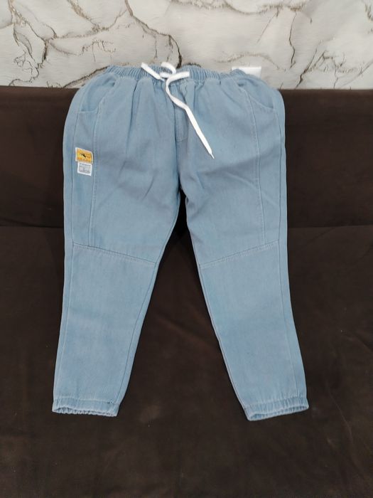 Продам мужские джинсы