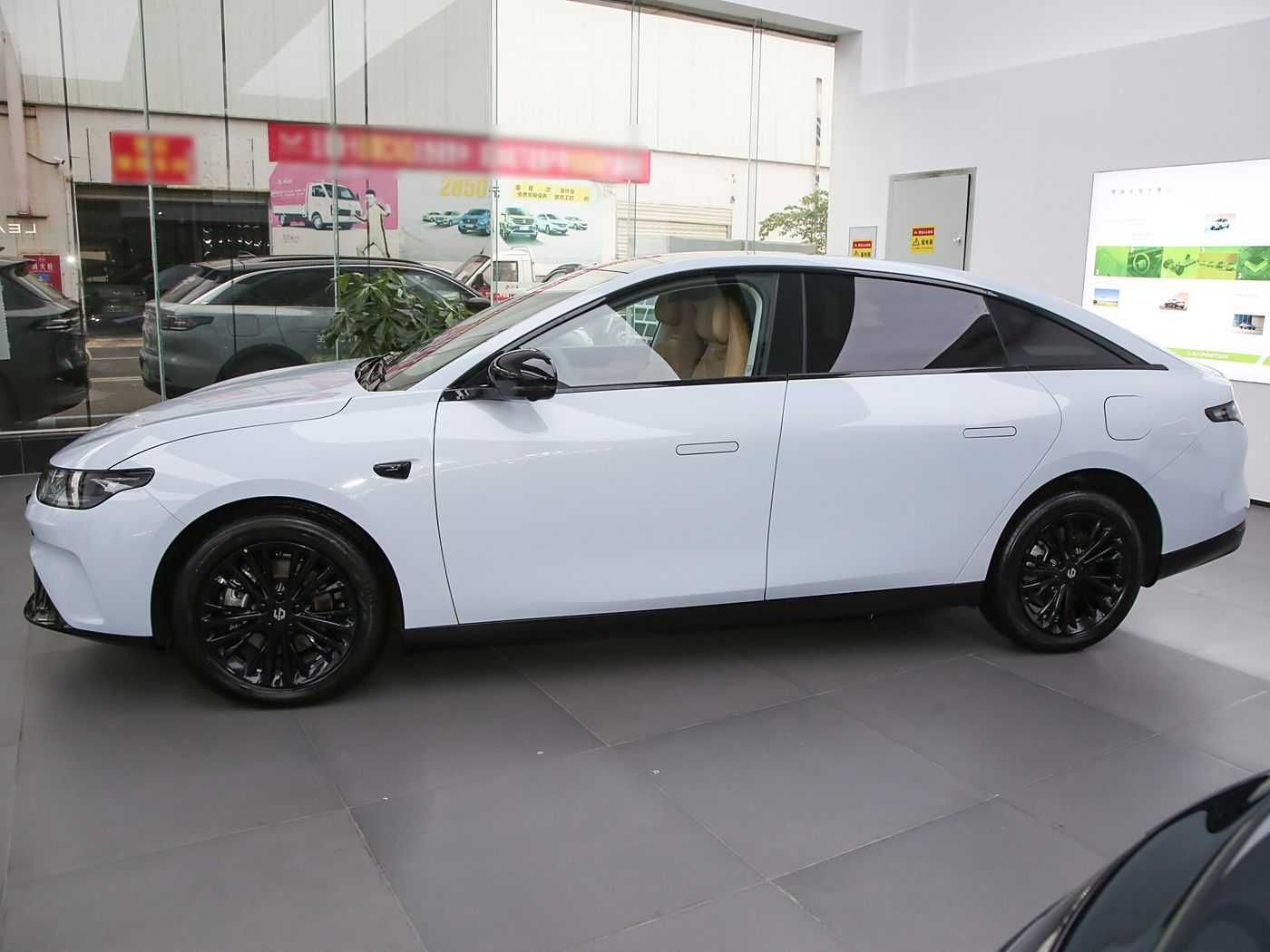 leapmotor с01 216 гибрид comfort 22 500$