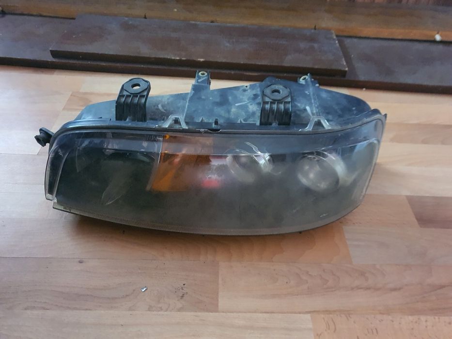 Фарове за фиат пунто