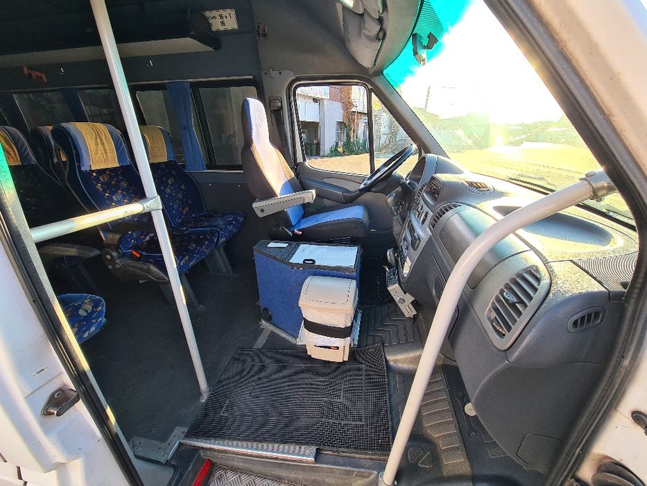 Microbuz Mercedes Sprinter 16+1 locuri
