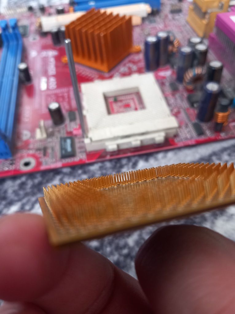 Дънна платка M7NCG 400 AMD