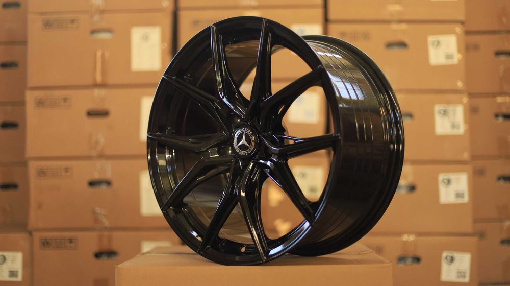 Jante R18 Mercedes Black