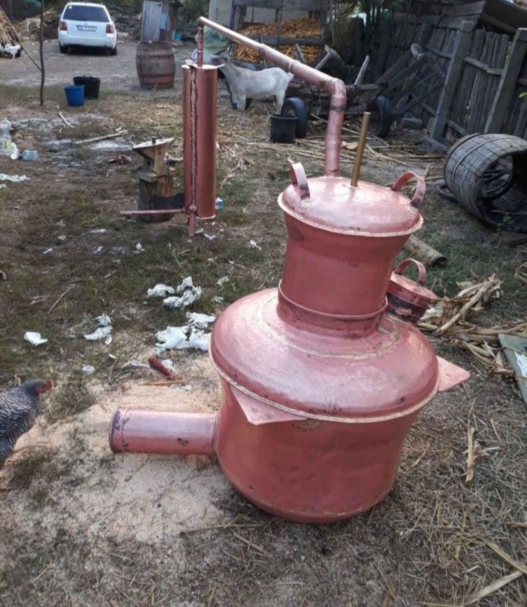Vând un cazan de țuică din cupru alimentar capacitate de 160l cu fundu