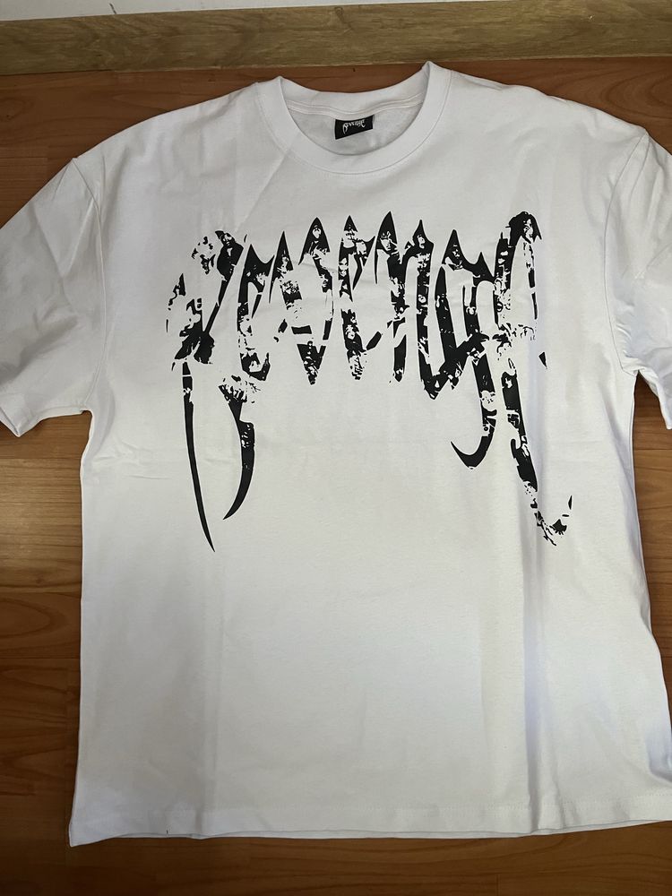 Vand tricou Revenge
