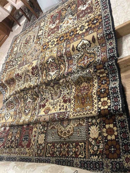 Асортимент от килими