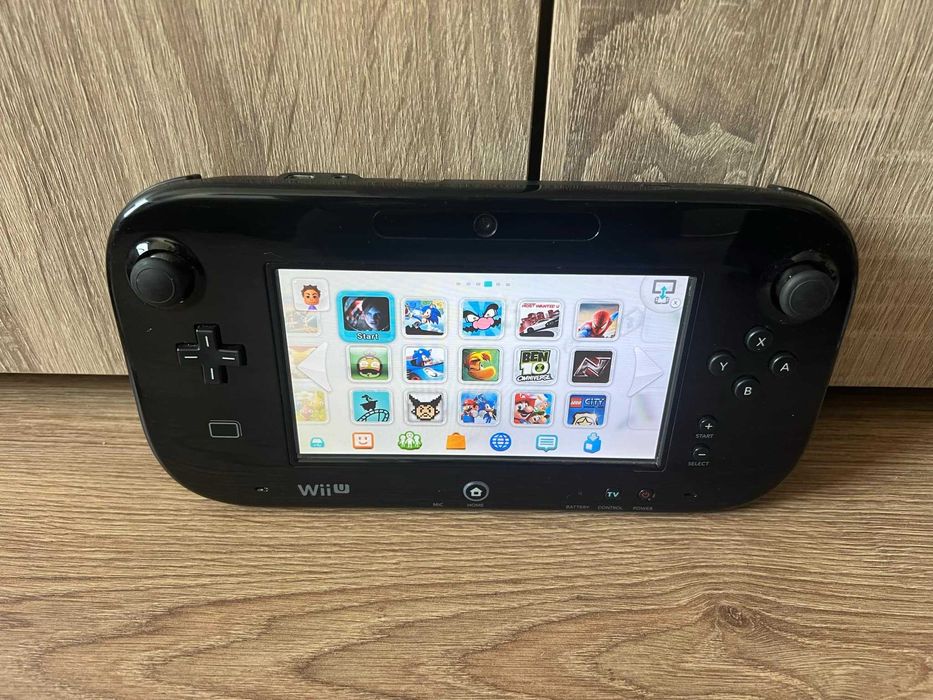 Consola Nintendo WII U modata cu jocuri si aplicatie descarcat jocuri