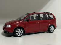 Macheta Volkswagen Touran 1/24 Welly