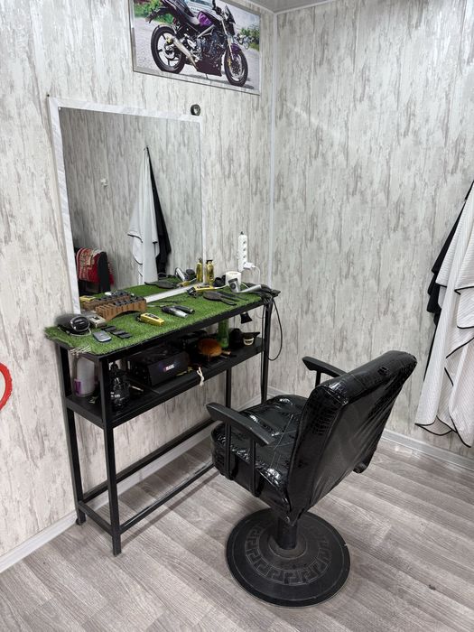 Кресло зеркало стол комплект