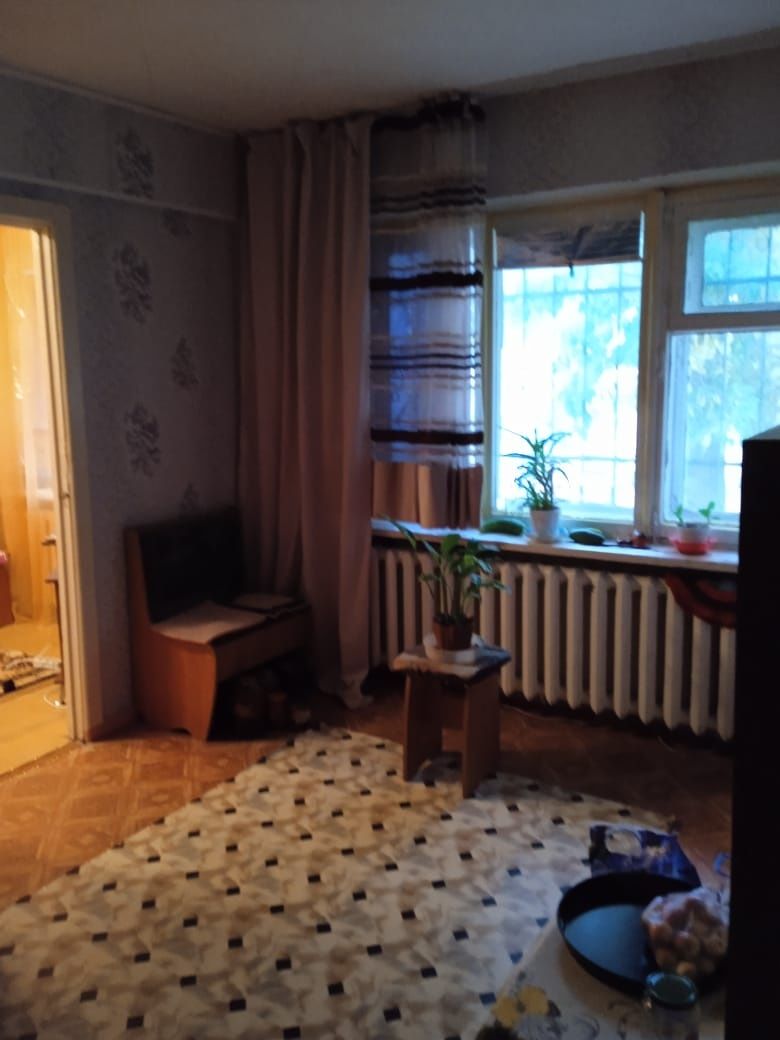 Продам 2комн квартиру по адресу 1микр 49 дом