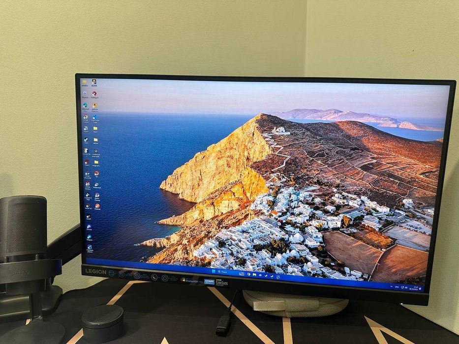 Продам монитор Lenovo Legion R27q-30