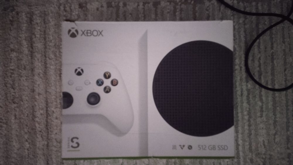 Продаю либо обменяю X box series s