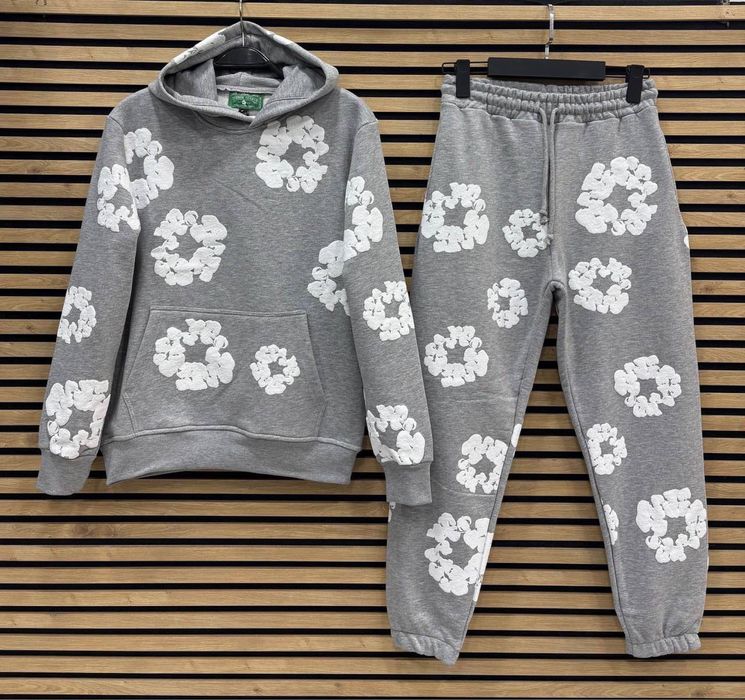 Ново! Denim Tears / Syna World / Trapstar Tracksuit Екипи Анцузи