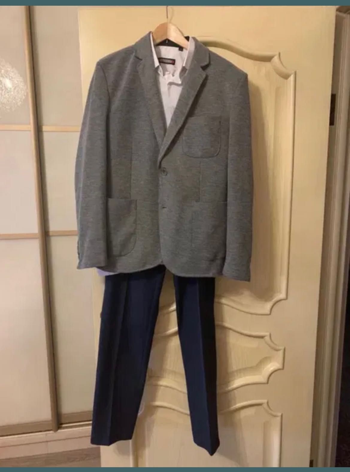 Продам серый пиджак облегченный Waikiki р 48-50 и брюки р 48