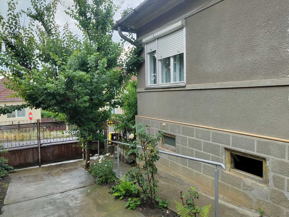 Casă individuală 130 mp + 800 mp teren/livadă – Sărmașu, jud. Mureș
