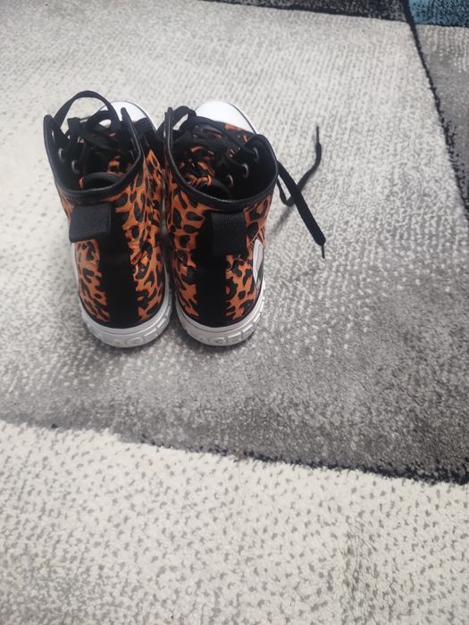 Teniși Karl Lagerfeld 37