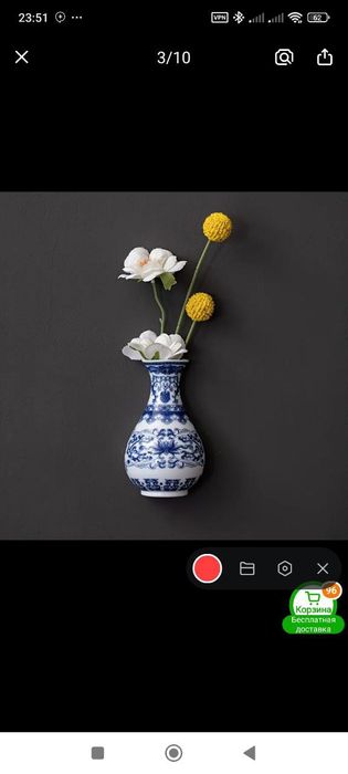 Настенные  небольшие  фарфоровые  вазочки для цветов и декора стен
Вы