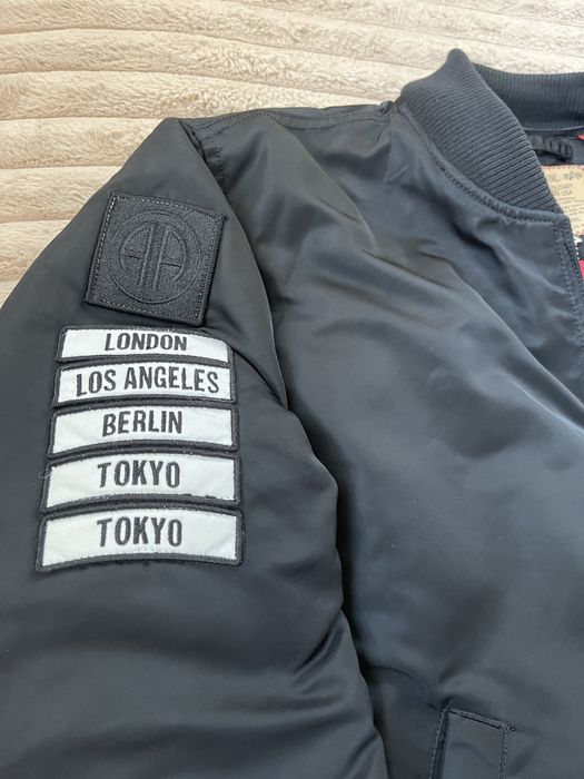 Alpha Industries великолепно яке