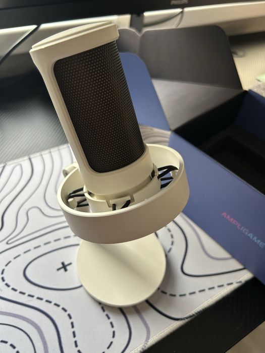 Продам микрофон Fifine Ampligame A8