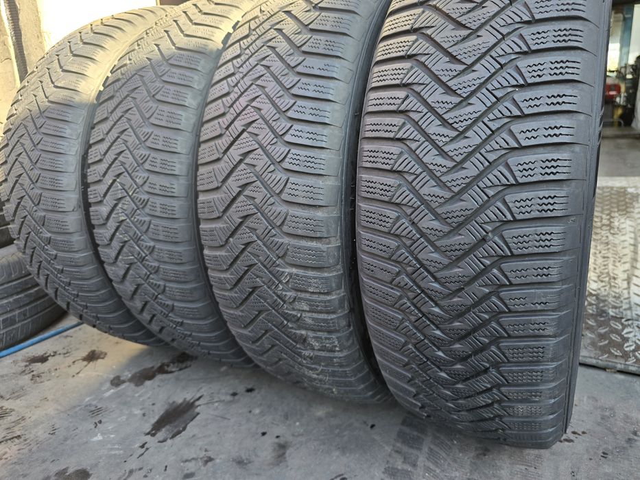 Anvelope iarna 225 65 17