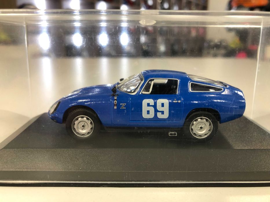 Колекционерски модел метална количка ALFA ROMEO GULIA TZ 1:43 НОВ