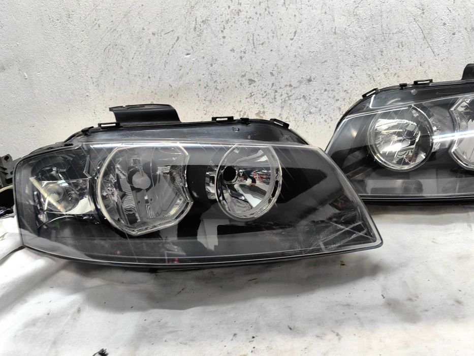 Оригинални  фарове  Ауди А3  Audi A3