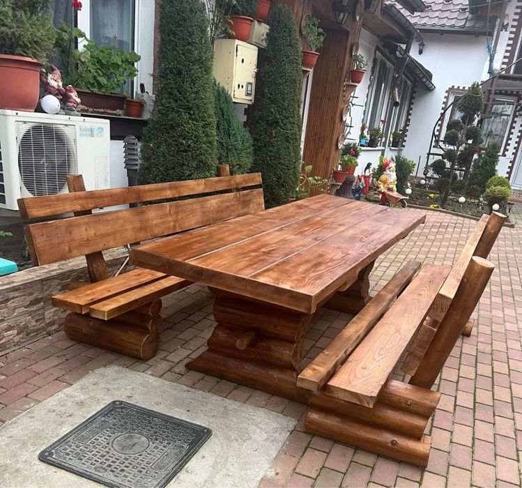 Set masa lemn cu doua banci