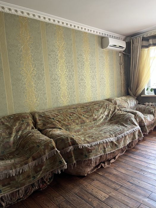 Диван тройка в хорошем состояний