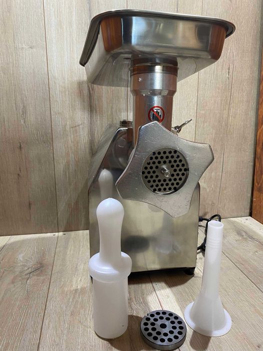 Masina tocat carne MK-12 profesionala 799 lei