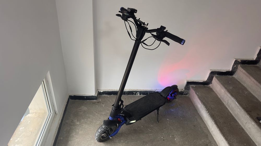 trotineta Kaabo Mantis electrica cu acte pret 2500 lei FIX