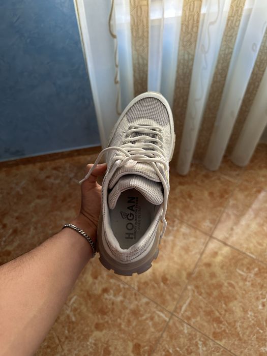 Adidasi Hogan, Marimea 40