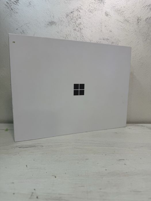 Microsoft Surface Pro Snapdragon X Plus 16/256gb sigilata !