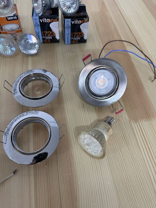 Луни за вграждане в окачен таван