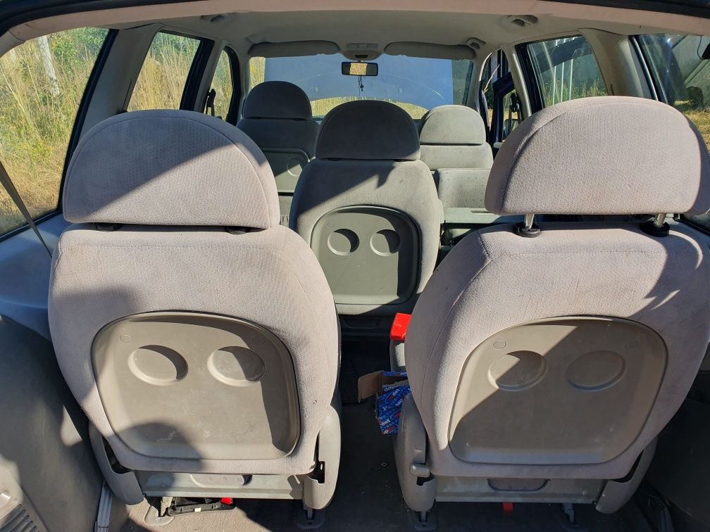 VW Sharan в лошо състояние