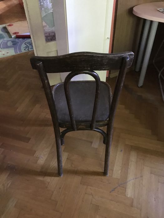Scaune lemn / 5 buc / vechi / vintage / design deosebit