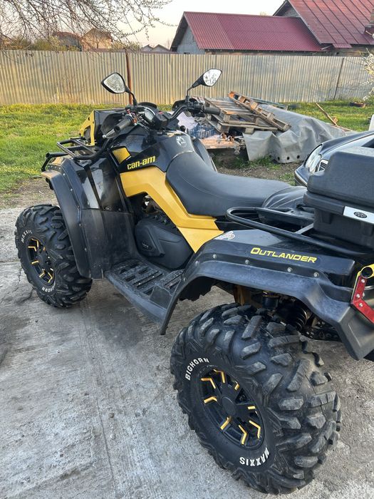 Atv can am outlander 800r