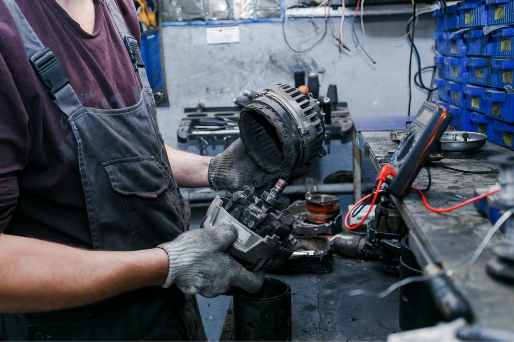 СТО проблем с печкой и генератором, аккумулятор, радиатор, генератор!