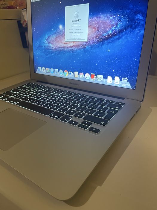 MacBook Air 13 A1369 i5 128GB 4GB RAM