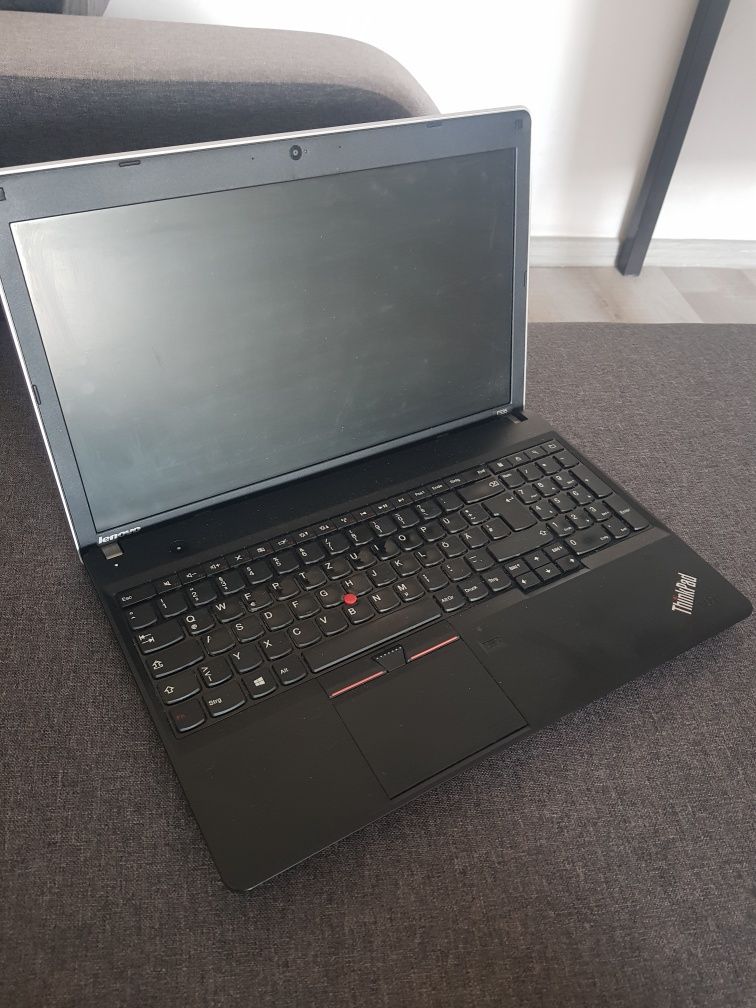 Lenovo ThinkPad E535 edge