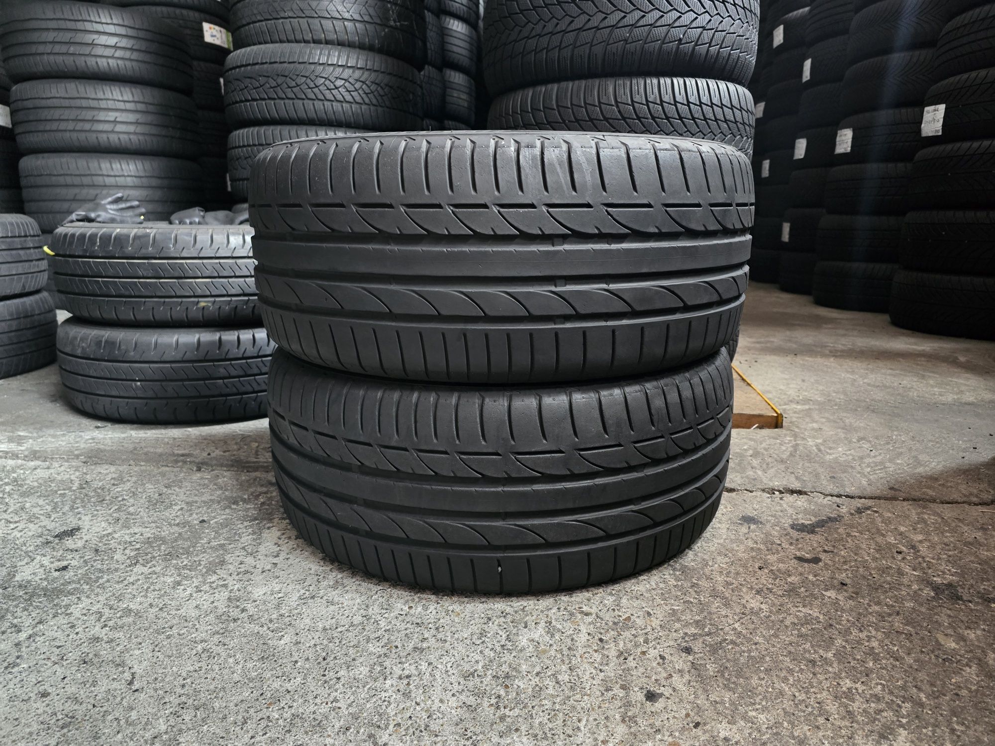 Bridgestone 235/40 R19 96Y vară