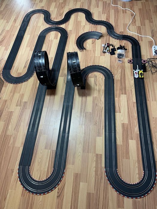 Vând pistă Carrera Go