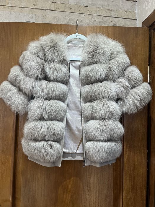 Луксозно палто от естествен косъм – размер S | Подвижни ръкави с цип